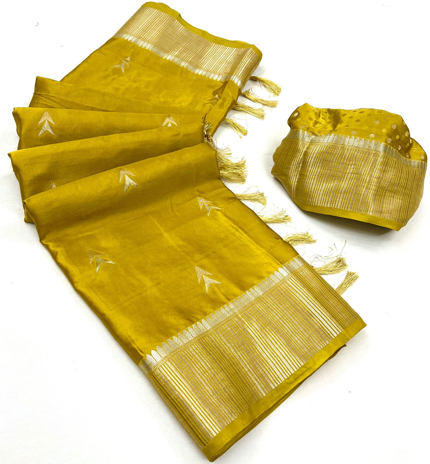 SRC Sartin Silk Weaving Non Catalog Designer Sarees Wholesale Shop In Surat